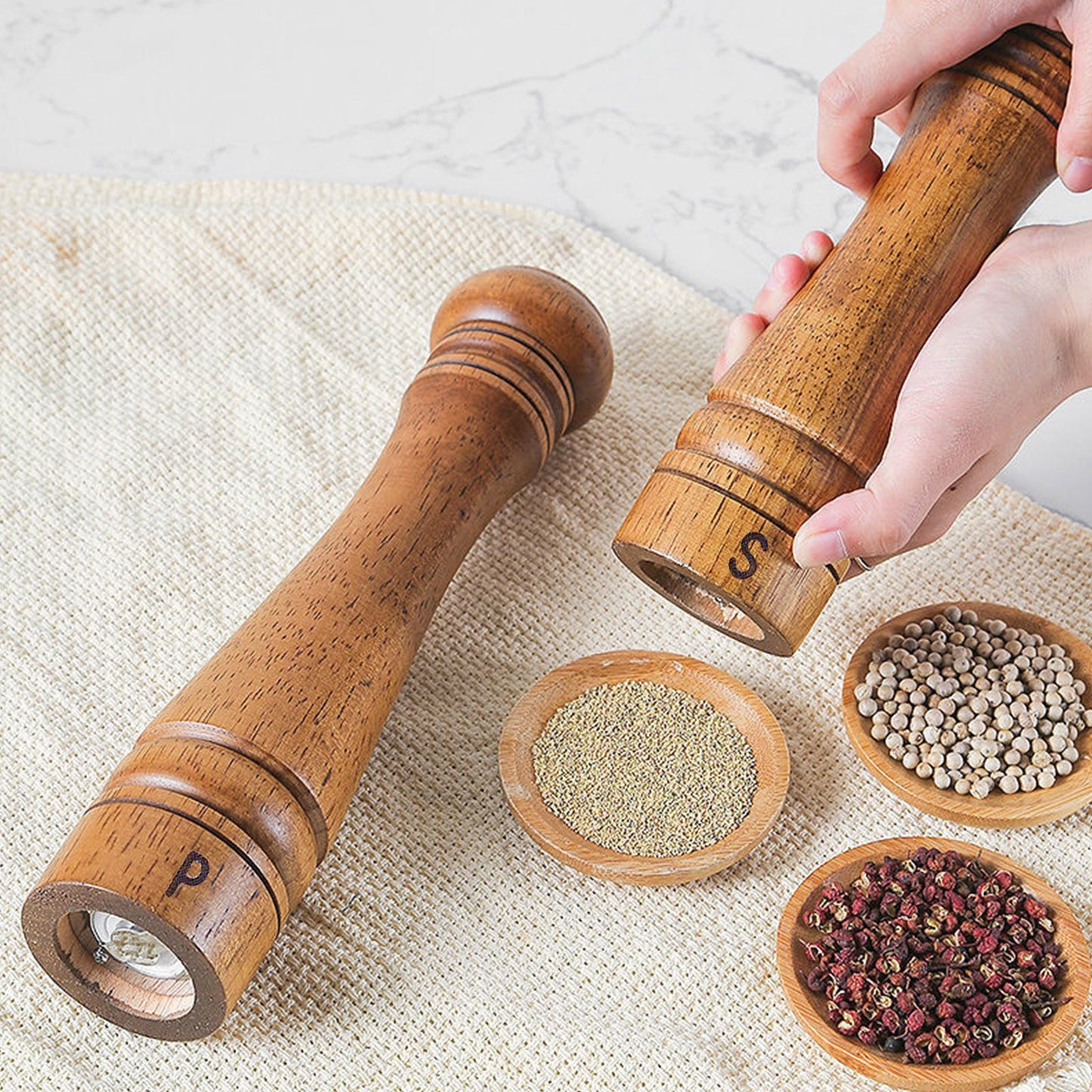 Cooking Salt and Pepper Grinder Hand Movement Wood Pepper Mill Kitchen - Shopping Warriors