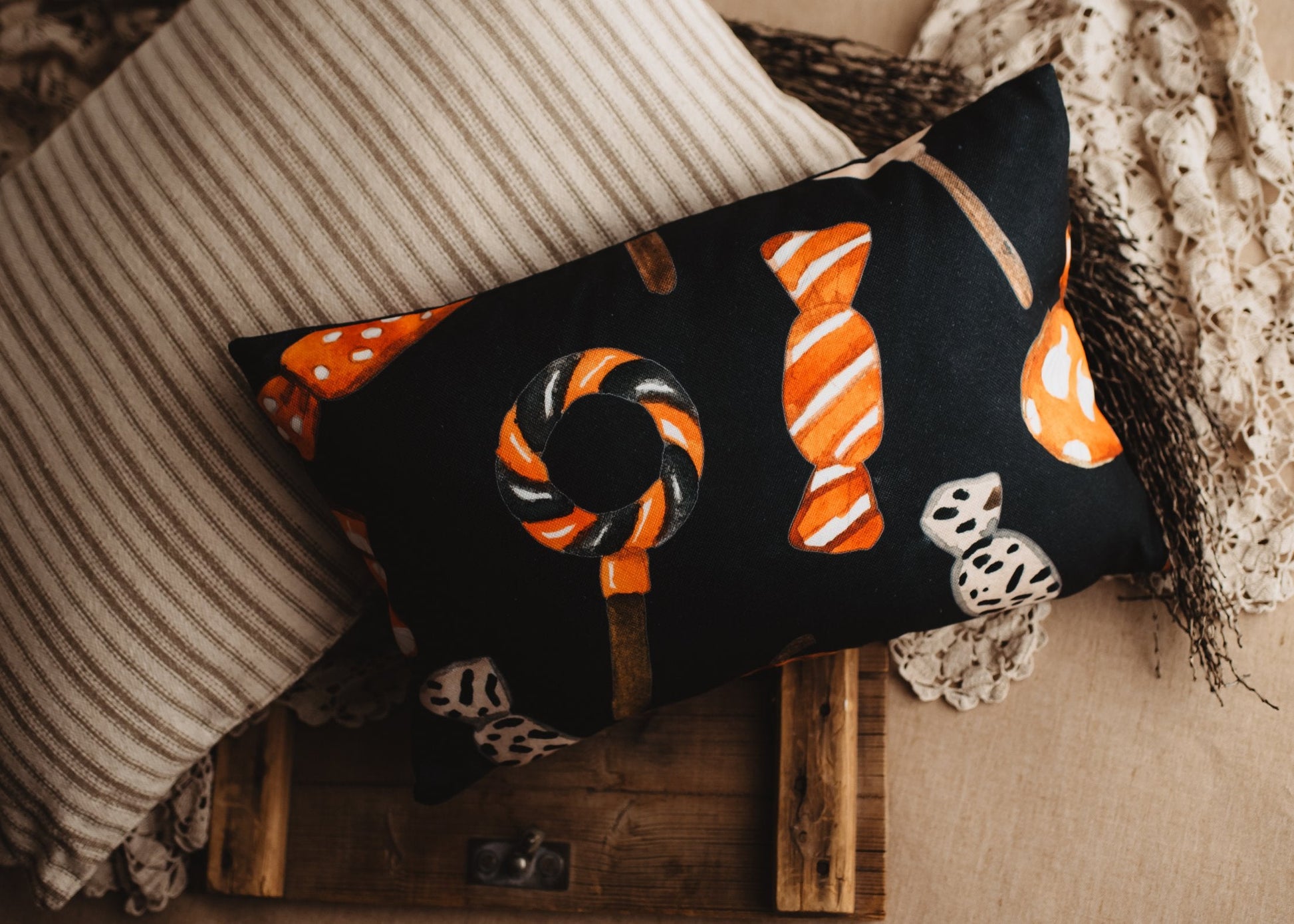 Boo Halloween Wreath Pillow Cover | Fall decor | Farmhouse Pillows | - Shopping Warriors